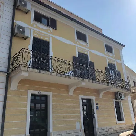 Ani Crikvenica